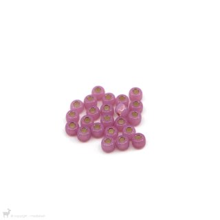  Perles de rocaille Perles rocailles 6/0 Silverlined Alabaster Dyed Dark Rose 645